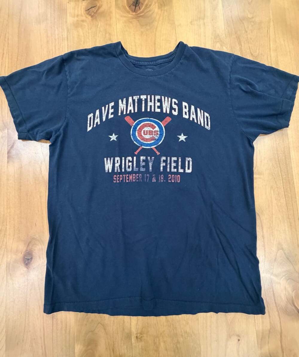 Dave Matthews Band Wrigley Field 2010 T-Shirt Medium Blue